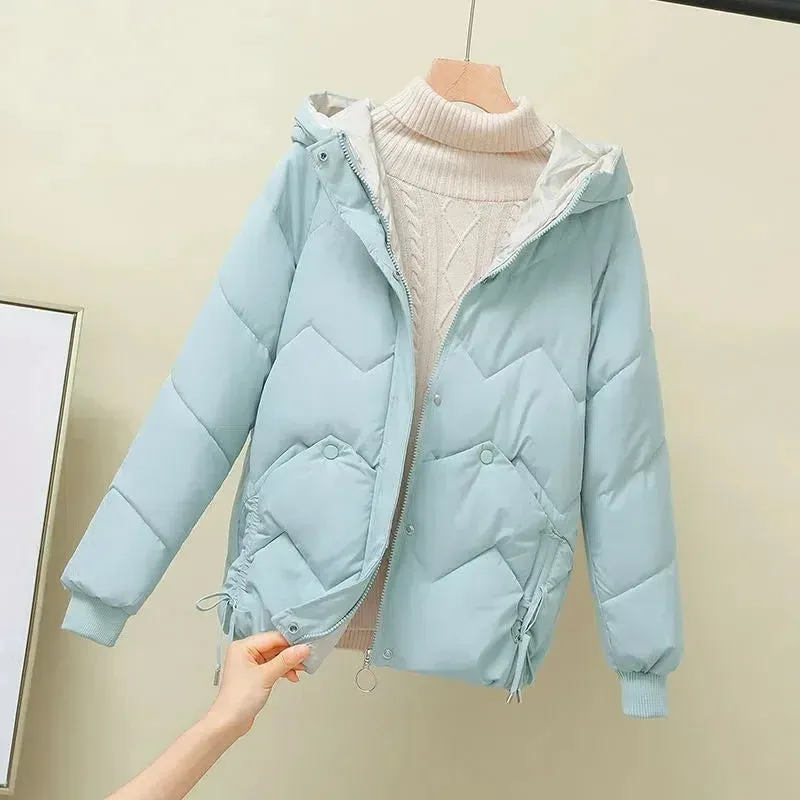 2023 New Fashion Korean Loose Autumn Winter Parkas Women Short Overcoat Thick Hooded Cotton Padded Jackets Coats Female Outwear