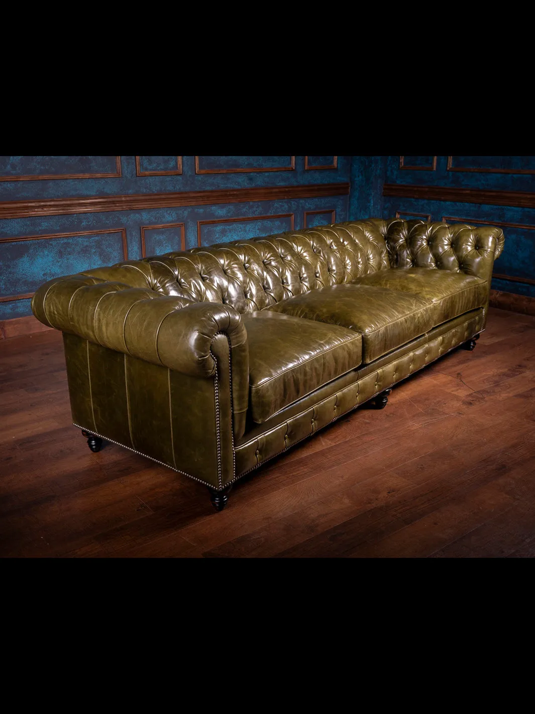 Classic Leather Tufted Chesterfield Sofa