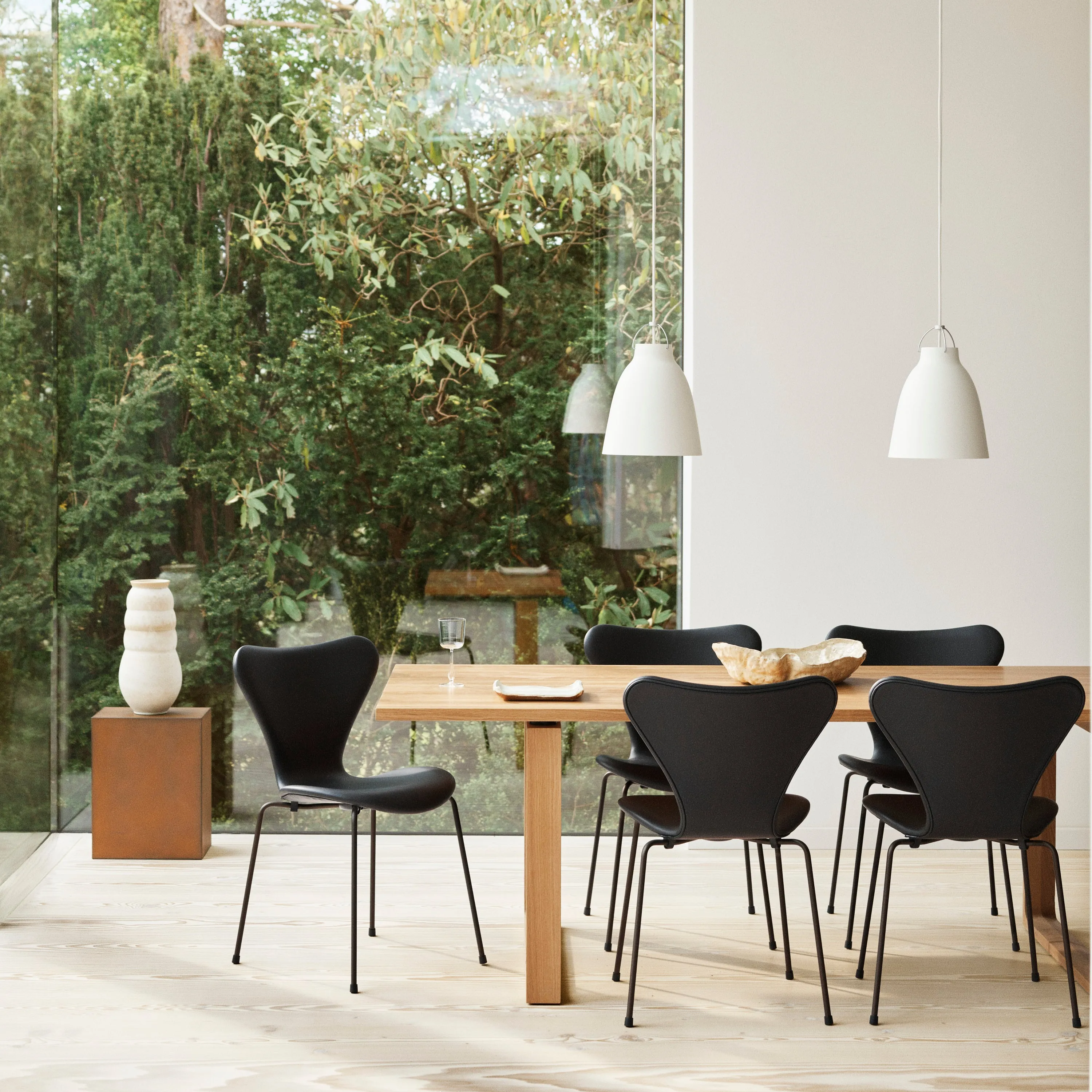 Fritz Hansen Series 7™ Chair Leather