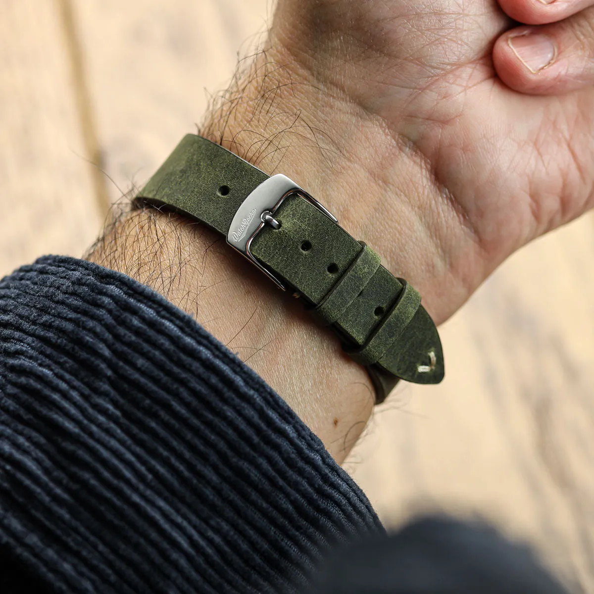 German V-Stitch Crazy Horse Leather Watch Strap - Olive Green